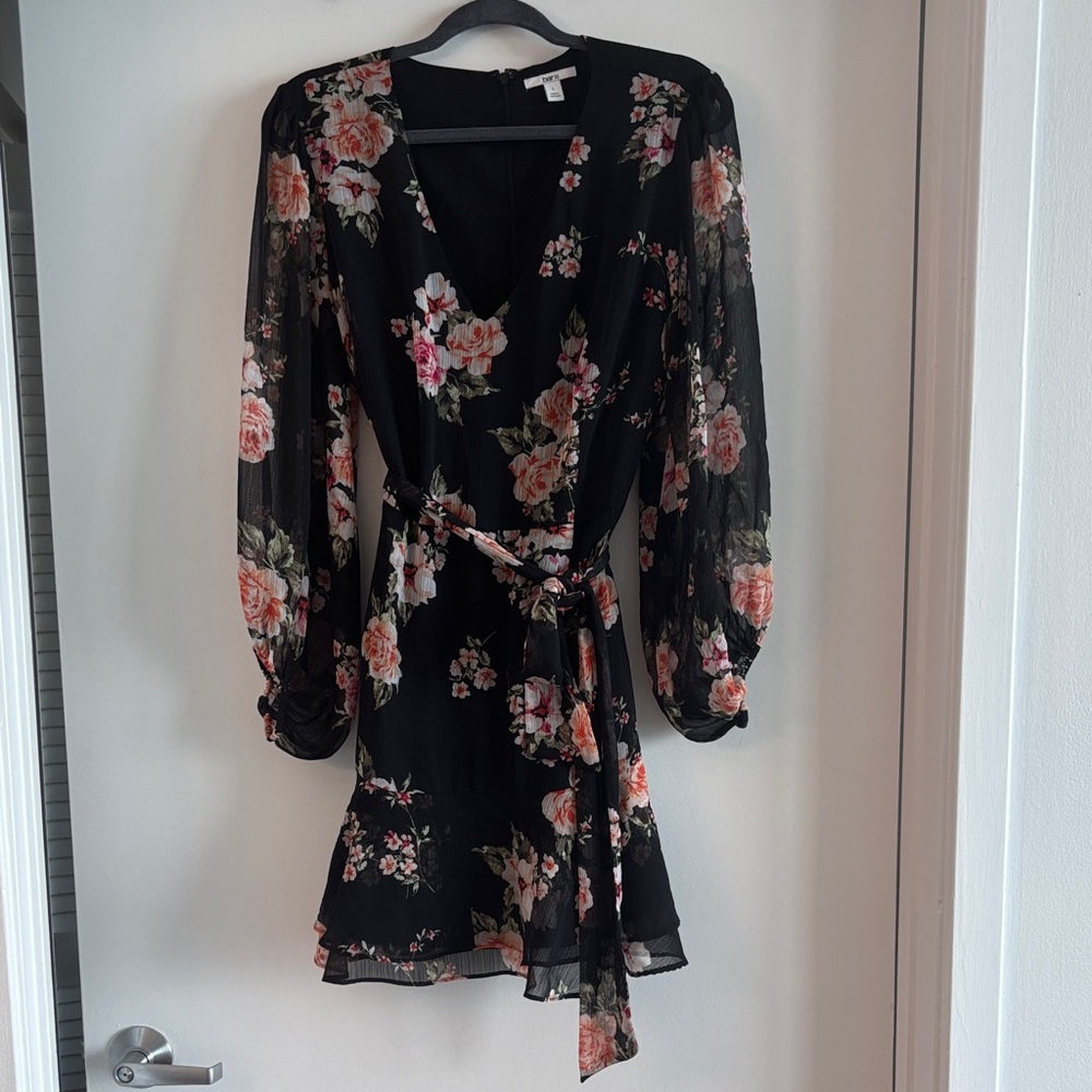 Bar III Black Floral Long Sleeve Dress